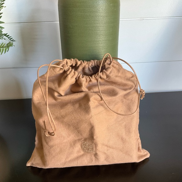 Toteme Raffia Box Clutch - Picture 10 of 10